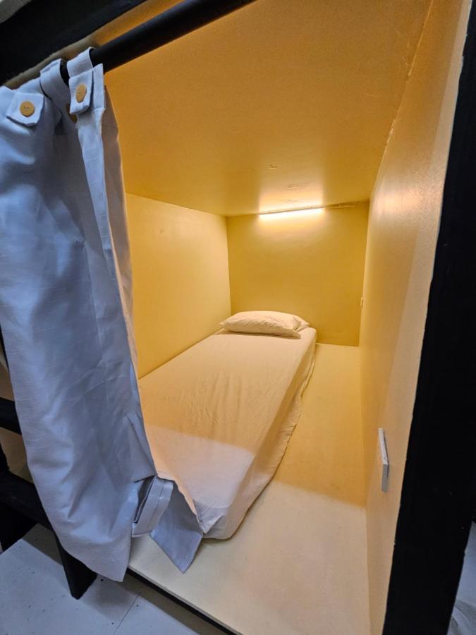 Luca Hostel 曼谷 外观 照片